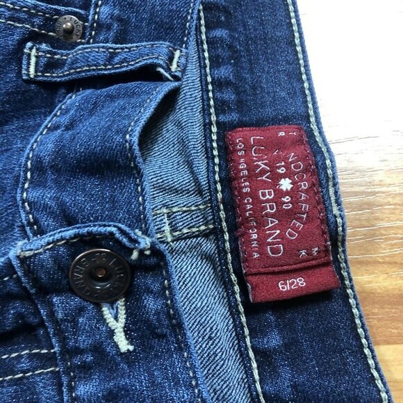 Lucky Brand Sienna Cigarette Denim Jeans Women's Size 6 / 28 Med Wash Distress - Picture 3 of 12